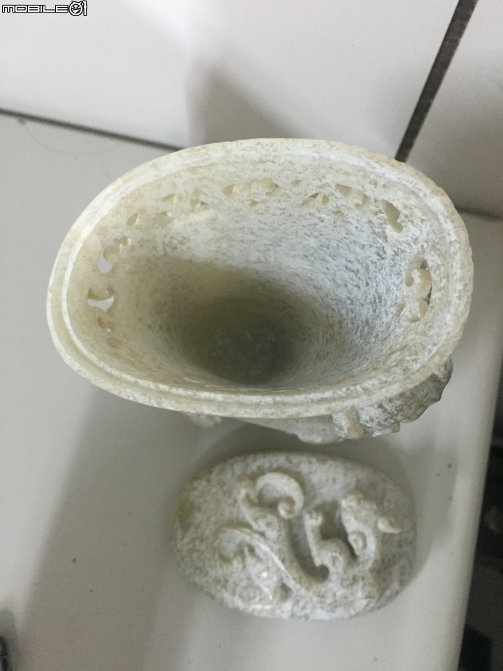 請教木頭跟玉製品