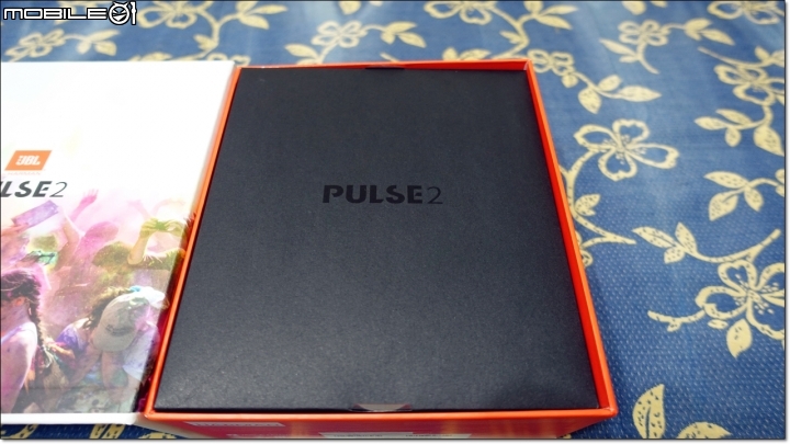 JBL Pulse2 藍牙無線便攜音箱炫彩360度LED燈音響 [開箱文]