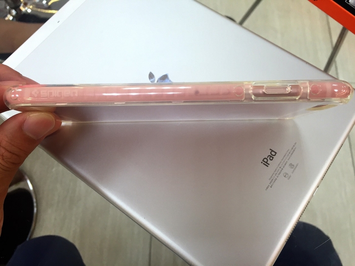 iPhone 6s Plus SGP and Ringke保護殼開箱