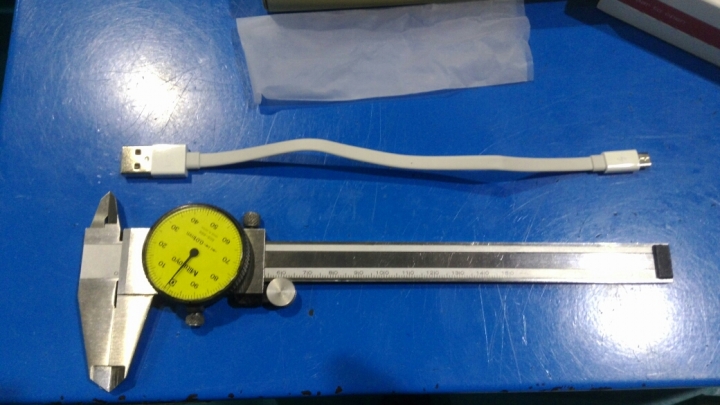 樂視行動電源(開箱)