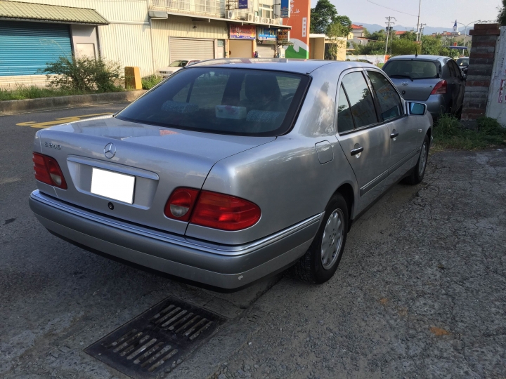 1999 BENZ W210六缸入手獻醜