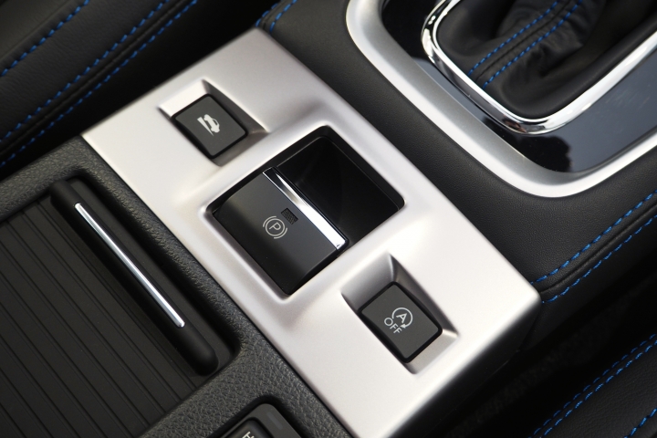原來不只是大空間，Levorg 還是史上最大行動電源……