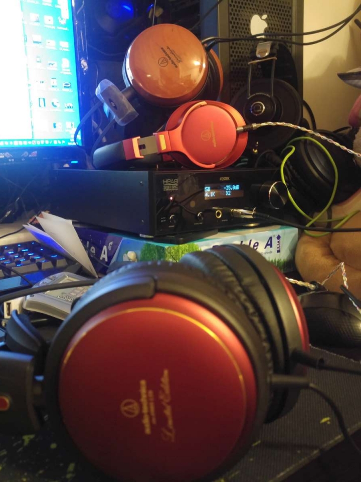 今天有幸買到隻全新 ATH A900X LTD