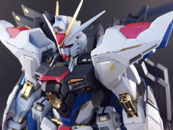 Metal Build 攻擊自由 真是美呀