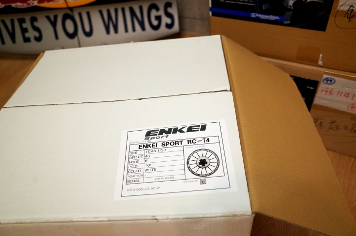 [開箱~] 找回熱血拉力魂 ENKEI Sport RC-T4