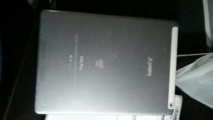 台電 X98 PRO 開箱(11/29更新使用心得,LOL測試!)