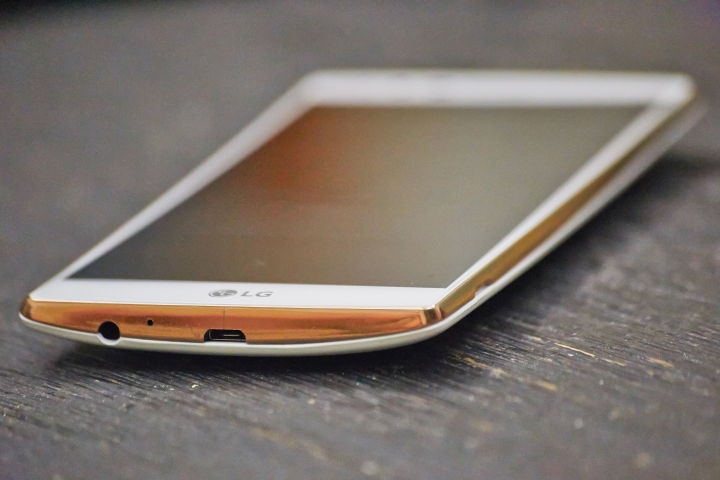 LG G4 琉金白開箱(算首PO?)-更新兩張機身照
