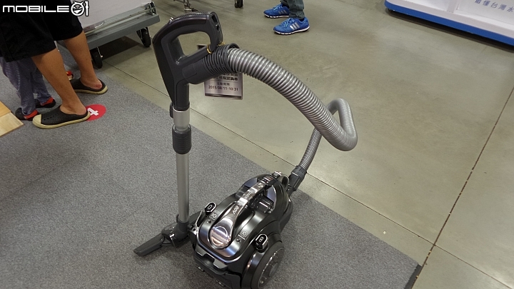 【只剪插頭不減吸力--LG CordZero無線吸塵器體驗會】好會吸心得分享