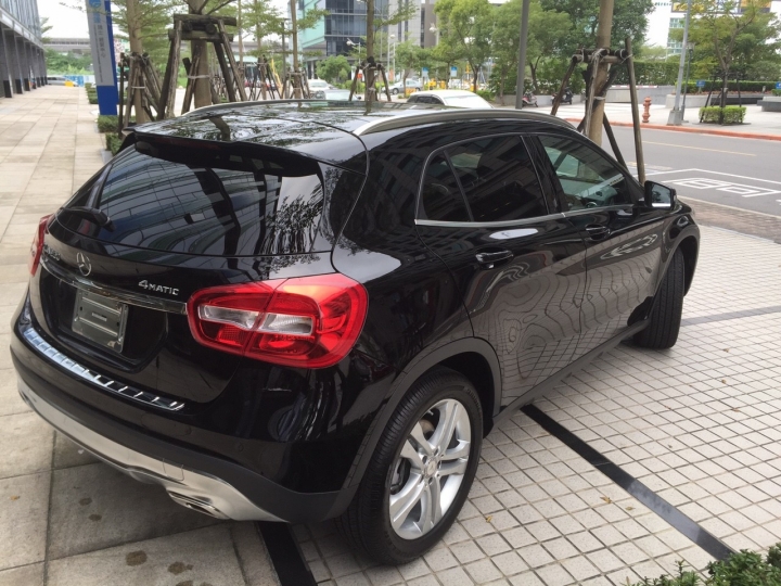 分享 GLA 250 4matic