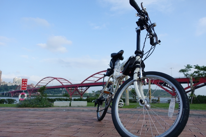 樂在騎中之八里、社子、新北大橋