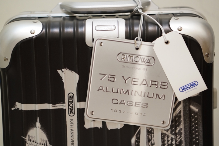 [開箱] RIMOWA 紀念在台10週年 20吋鋁美合金限量款登機箱