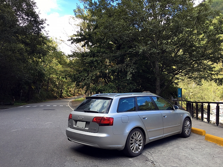 Audi A4 B7 LED 小燈 改裝分享