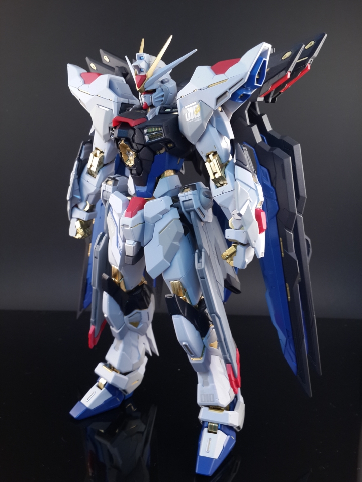Metal Build 攻擊自由 真是美呀