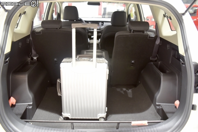 《KIA Carens CRDi 我的家庭MPV》試乘體驗心得分享