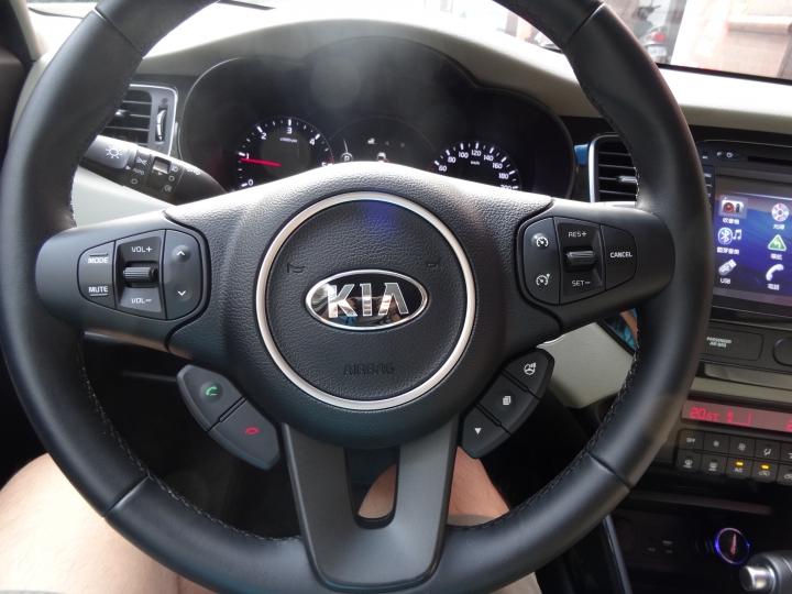 跨界殺手KIA Carens CRDi 試乘體驗