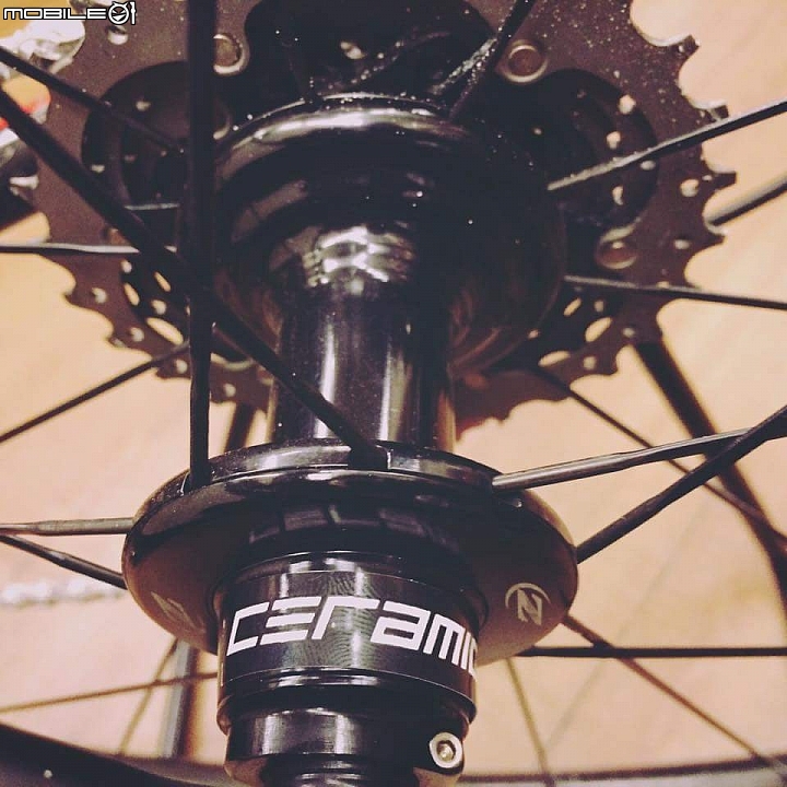 期待中的開箱文~TCR Alpecin Team