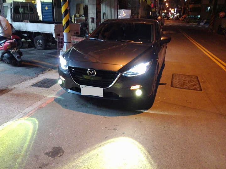 (開箱)2015魂動MAZDA3一萬公里保養工單+油品+安裝部品心得（圖多）