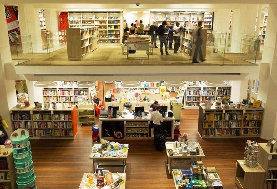 倫敦必逛書店：BLACKWELL & FOYLES