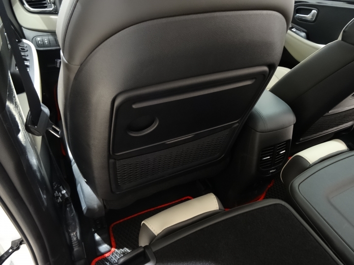 跨界殺手KIA Carens CRDi 試乘體驗