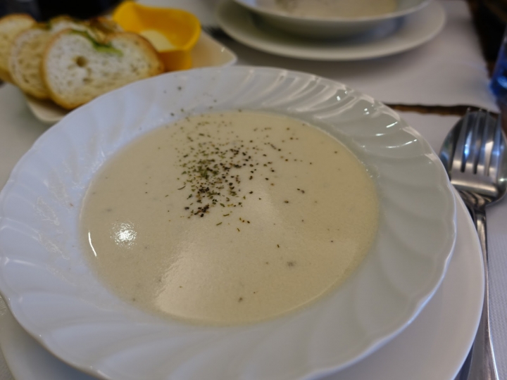 [食記] 哈斯Haas義式餐坊。假日午餐組、義大利麵美味推薦! 師大美食(台電大樓站)