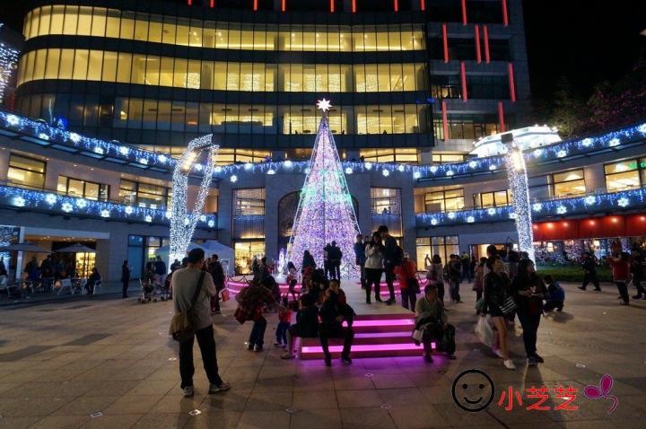 【台北景點】2015統一阪急百貨聖誕節 捷運市政府 愛･Sharing信義區聖誕樹 免費景點 超美燈海 不輸新北板橋歡樂耶誕城^_^ 含交通資訊