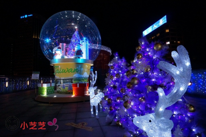 【台北景點】2015統一阪急百貨聖誕節 捷運市政府 愛･Sharing信義區聖誕樹 免費景點 超美燈海 不輸新北板橋歡樂耶誕城^_^ 含交通資訊