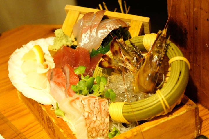 [沖繩那霸]目利きの銀次 新都心店 - 座無虛席的居酒屋