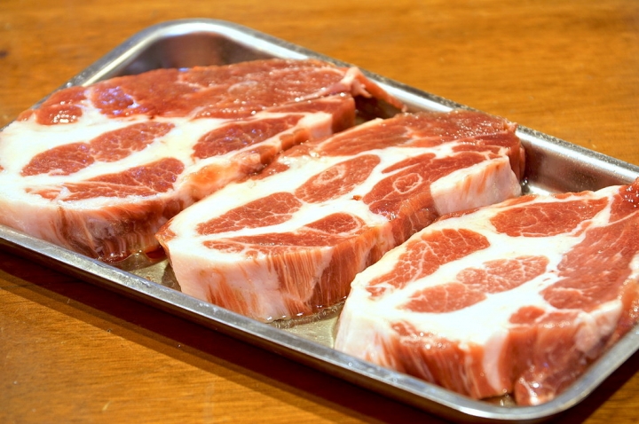 [台南][善化區] 夜船燒烤 綿羊豬 vs. 伊比利豬