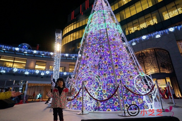 【台北景點】2015統一阪急百貨聖誕節 捷運市政府 愛･Sharing信義區聖誕樹 免費景點 超美燈海 不輸新北板橋歡樂耶誕城^_^ 含交通資訊