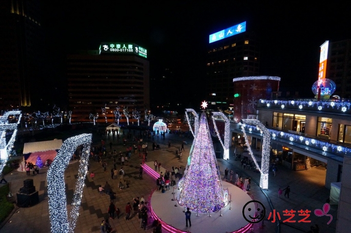 【台北景點】2015統一阪急百貨聖誕節 捷運市政府 愛･Sharing信義區聖誕樹 免費景點 超美燈海 不輸新北板橋歡樂耶誕城^_^ 含交通資訊