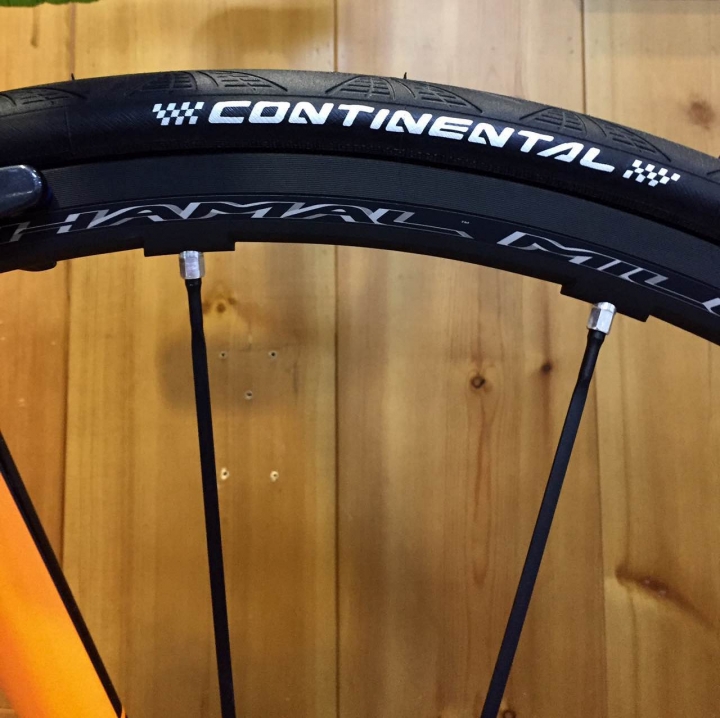 2016 GIANT TCR ADV KOM 上海首開！