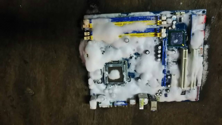 主機板讀不到記憶體