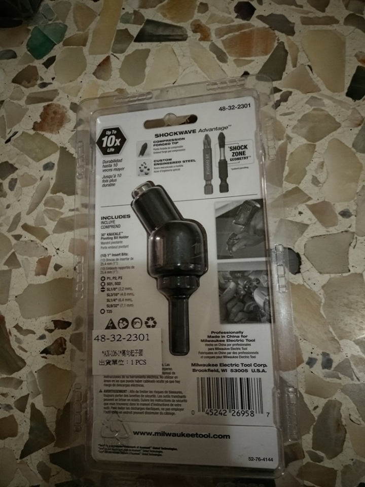 Milwaukee M18BID-402C 18V鋰電衝擊起子機 開箱