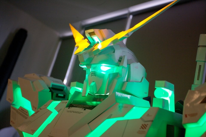 獨角獸 兩公尺~RX-0 Unicorn Gundam Papercraft 2 Meter
