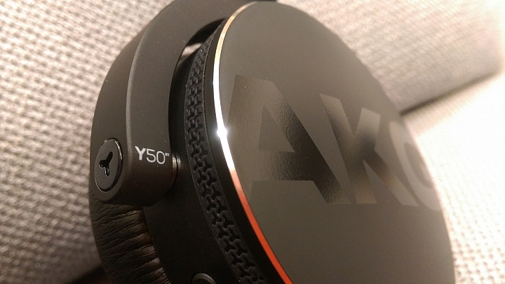 AKG Y50BT 耳罩式藍牙耳機 開箱