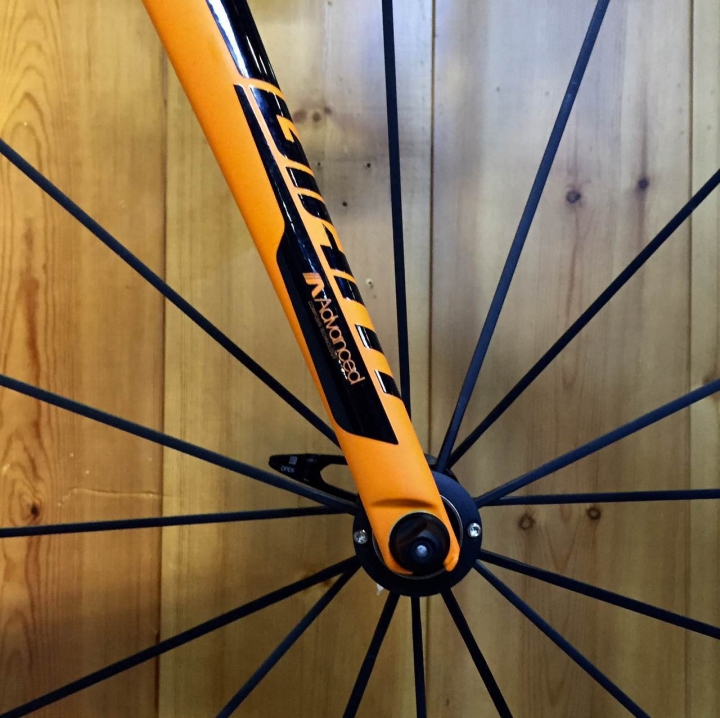 2016 GIANT TCR ADV KOM 上海首開！