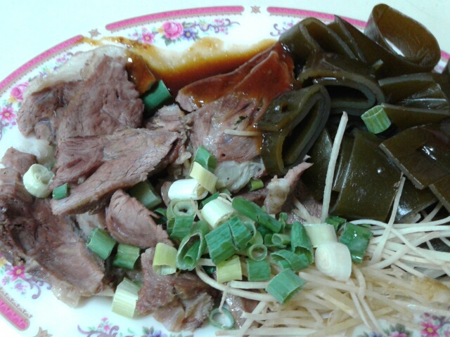 新北汐止銅板小吃推薦-許家米粉湯