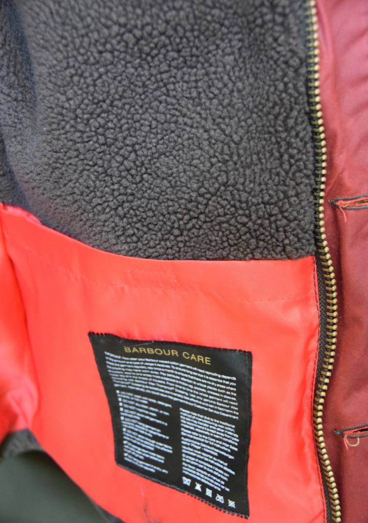 (開箱）不專業簡易開箱 Barbour Game Parka