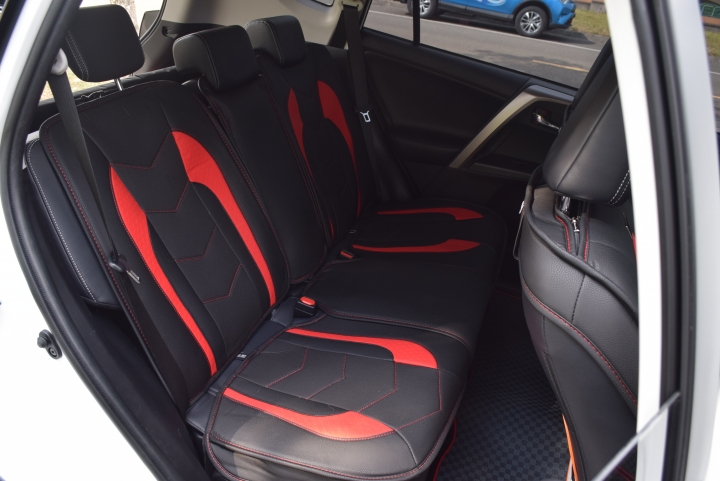 百萬suv新時代， 2016 RAV4 雙等級開箱，10吋大螢幕影音改裝分享