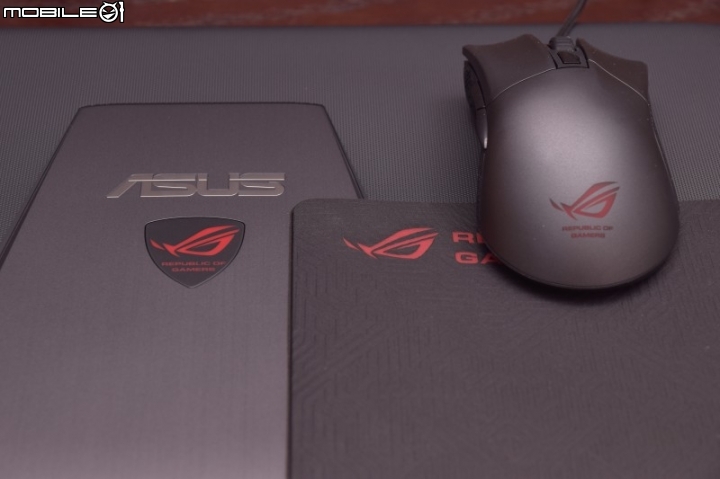 [開箱] Asus Gladius & Whetstone之ROG家族大集合