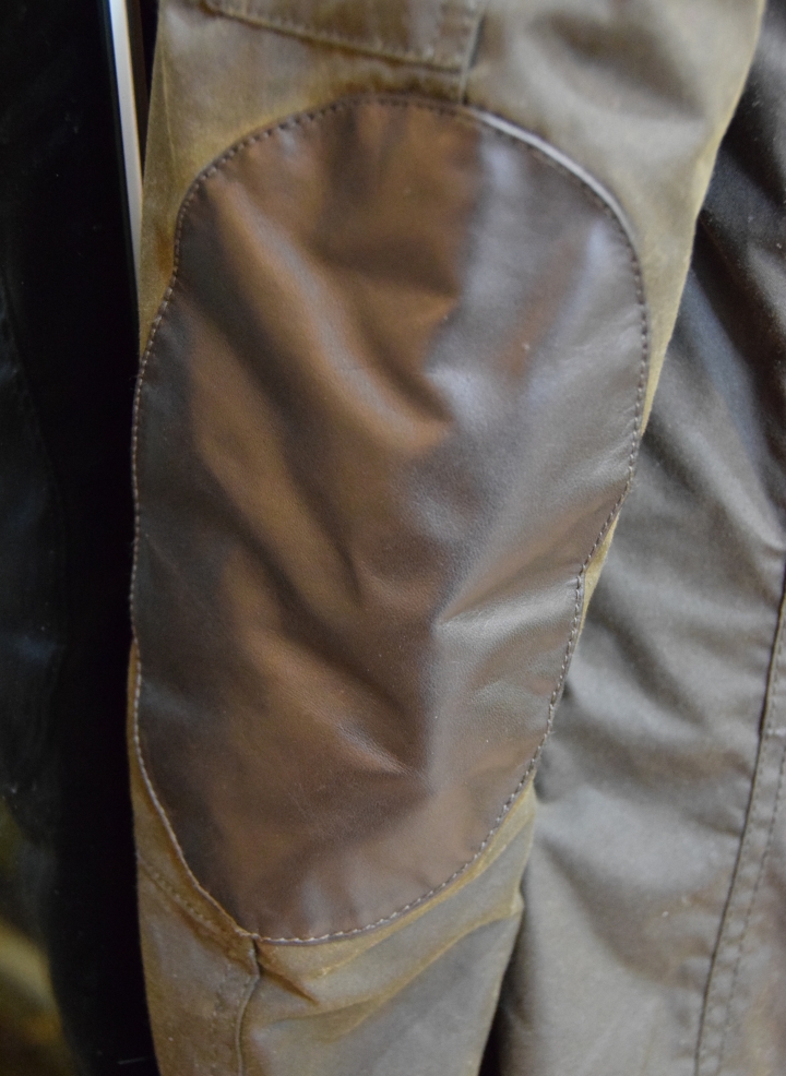 (開箱）不專業簡易開箱 Barbour Game Parka