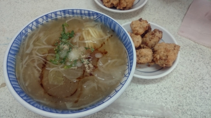 肥吱吱與綠胖胖之到高雄解嘴饞（十一月重機小旅行）