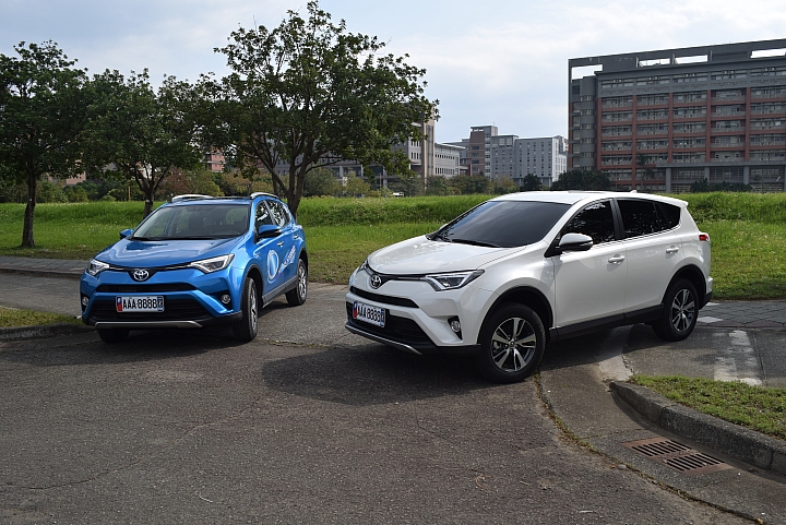 百萬suv新時代， 2016 RAV4 雙等級開箱，10吋大螢幕影音改裝分享