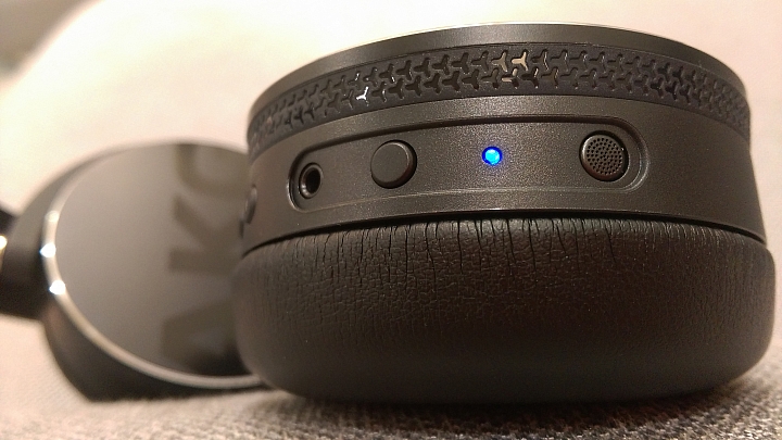 AKG Y50BT 耳罩式藍牙耳機 開箱