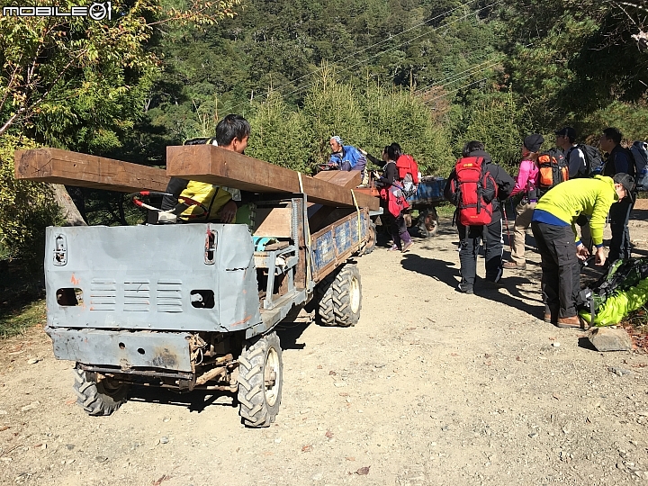 [登山遊記]2015-11-27.28五星級天池山莊之奇萊南華行（圖多慎入）-12/4更新