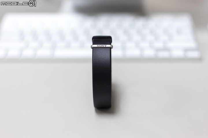 [開箱] Sony Smartband 2 SWR12 -2代sony心率手環
