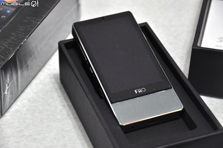 旗艦飛傲，解析之王：FIIO X7 開箱 聽感評測分享