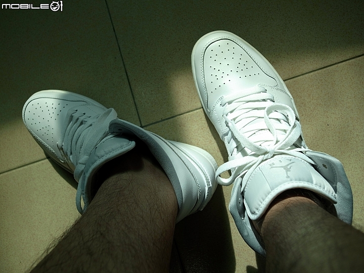 【開箱】第一雙Air Jordan I 就要白帥帥 小時候的願望一次滿足！