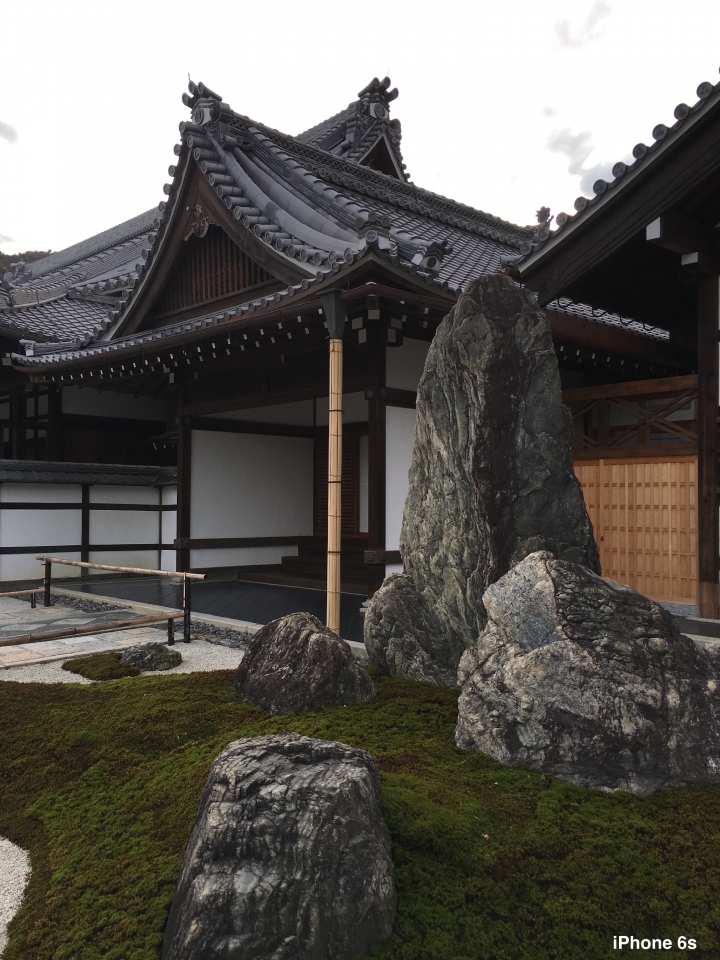 iPhone 6s v.s HTC One A9（京阪神旅行篇）