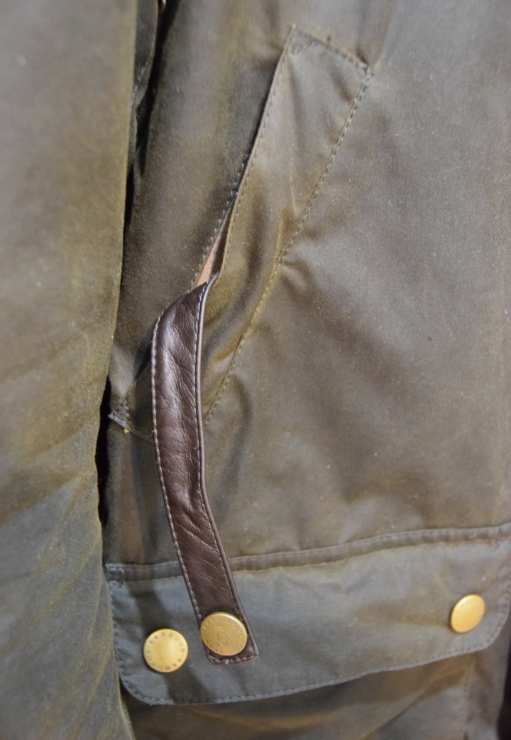 (開箱）不專業簡易開箱 Barbour Game Parka